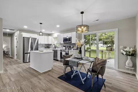 Dining - 472 Stella Rd, Stella, NC 28582 photo 1 of 1