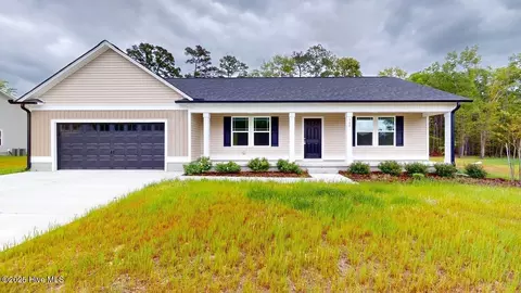 302 Grand Oaks Dr, Goldsboro, NC 27530