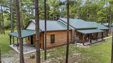 970 E Waterway Dr, Belhaven, NC 27810