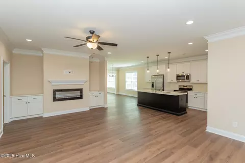 Living - 1265 Morganton Rd, Pinehurst, NC 28374 photo 1 of 3