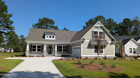 1025 Crosby Cir SW, Sunset Beach, NC 28468