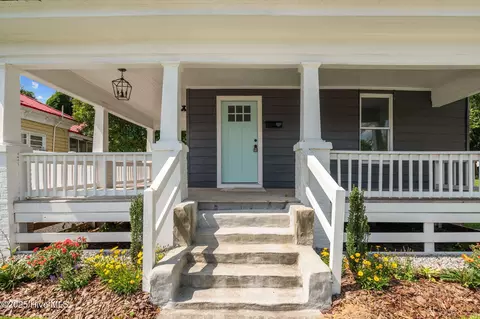 Exterior - 845 W 3rd St, Washington, NC 27889 photo 7 of 11