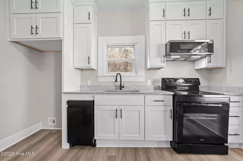 Kitchen - 845 W 3rd St, Washington, NC 27889 photo 1 of 2