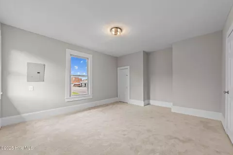 Bedroom - 845 W 3rd St, Washington, NC 27889 photo 1 of 2