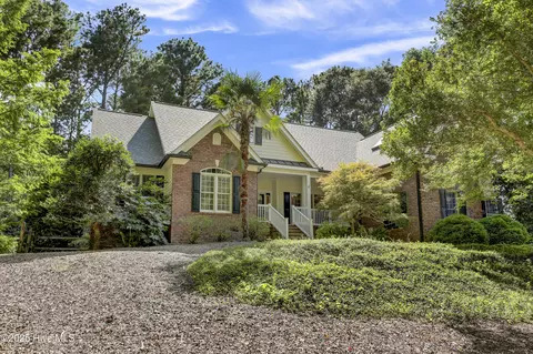 110 E High Bluff Dr, Hampstead, NC 28443 photo 3
