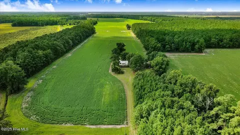 2965 Grifton Hugo Rd, Grifton, NC 28530