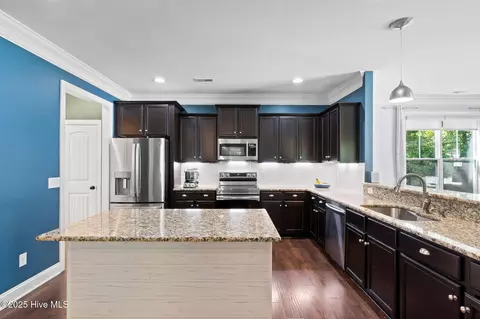 Kitchen - 107 Weir Dr, Hampstead, NC 28443 photo 1 of 3