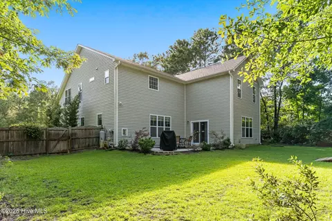 Exterior - 107 Weir Dr, Hampstead, NC 28443 photo 8 of 12