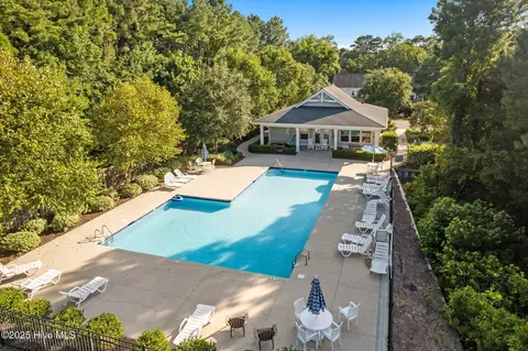Exterior - 107 Weir Dr, Hampstead, NC 28443 photo 11 of 12