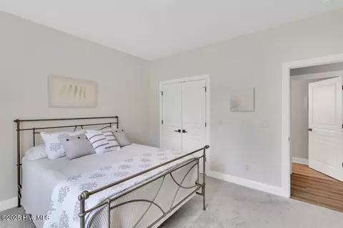 Bedroom - 53 Stonegate Cir, Hampstead, NC 28443 photo 5 of 7