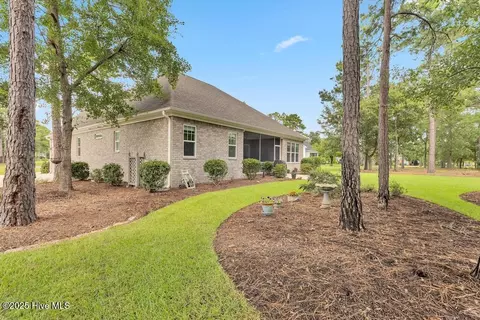 Exterior - 53 Stonegate Cir, Hampstead, NC 28443 photo 7 of 11