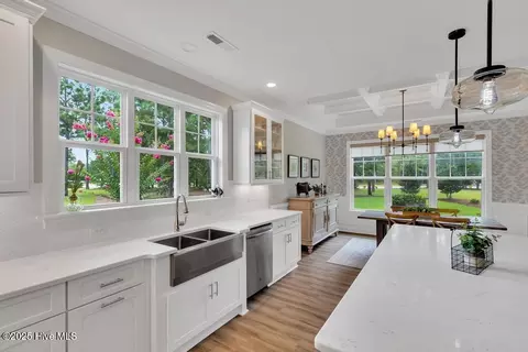 Kitchen - 53 Stonegate Cir, Hampstead, NC 28443 photo 3 of 6