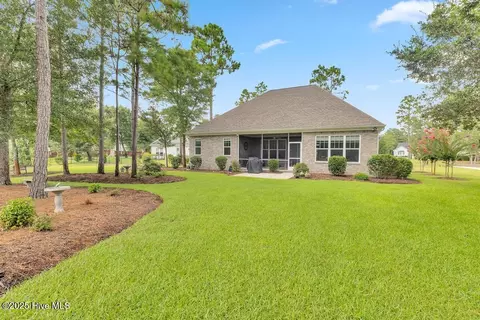 Exterior - 53 Stonegate Cir, Hampstead, NC 28443 photo 6 of 11
