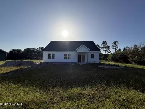 77 Sandy Ln, Hampstead, NC 28443 photo 14