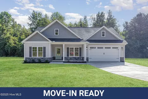 4012 N Nc 581 Hwy, Kenly, NC 27542