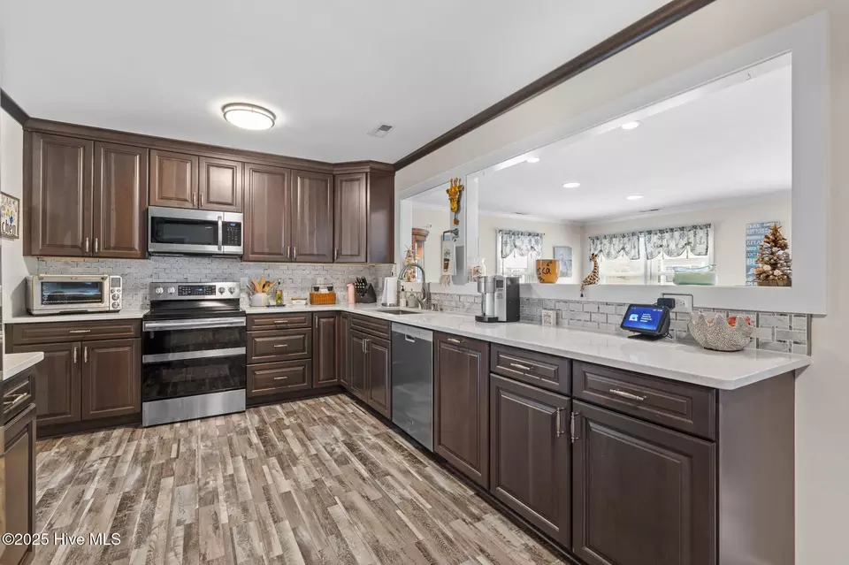 Kitchen - 1815 Paulette Rd, Morehead City, NC 28557 photo 3 of 7