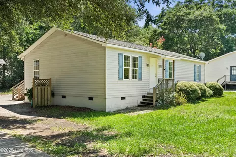 5050 Park Ave S, Wilmington, NC 28403
