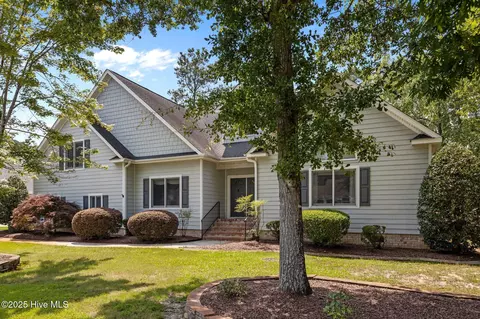 425 Cypress Landing Trl, Chocowinity, NC 27817
