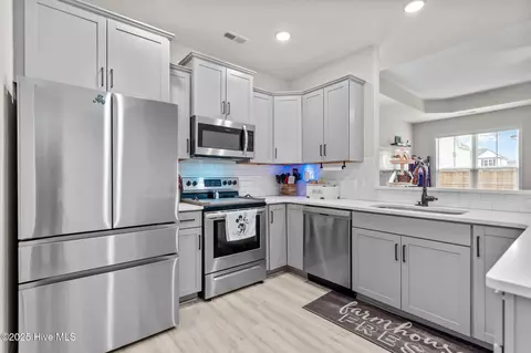 Kitchen - 3990 Eclipse Ave, Leland, NC 28451 photo 1 of 4