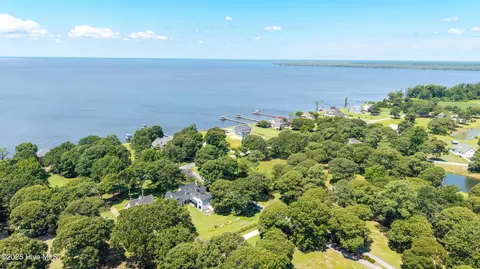 229 Lake Wood Dr, Edenton, NC 27932