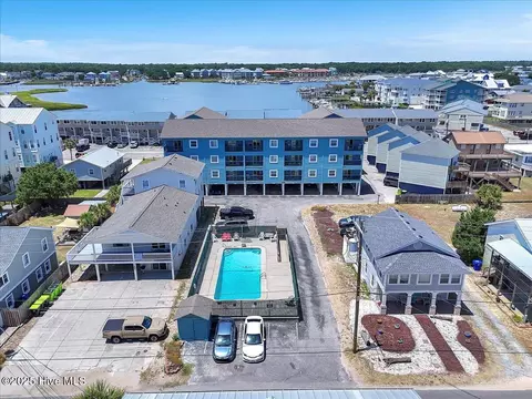 1404 Canal Dr #15, Carolina Beach, NC 28428
