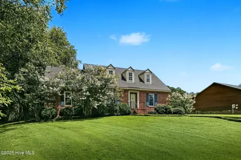 1402 Brookhaven Dr NW, Wilson, NC 27896