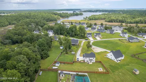 View/Area - 207 Baker Rd, Hubert, NC 28539 photo 11 of 14