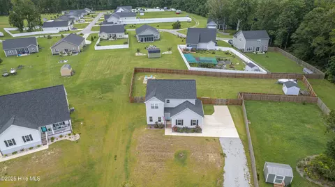 View/Area - 207 Baker Rd, Hubert, NC 28539 photo 9 of 14