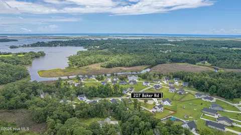 View/Area - 207 Baker Rd, Hubert, NC 28539 photo 2 of 14