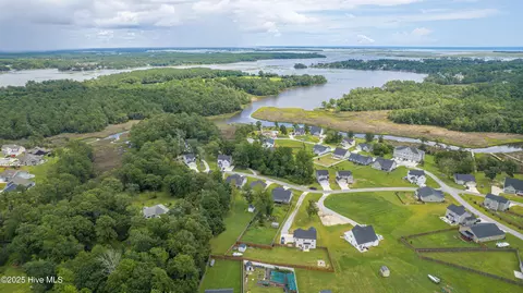 View/Area - 207 Baker Rd, Hubert, NC 28539 photo 12 of 14