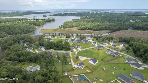 View/Area - 207 Baker Rd, Hubert, NC 28539 photo 13 of 14