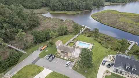 View/Area - 207 Baker Rd, Hubert, NC 28539 photo 3 of 14