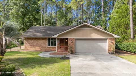 7 E Pine Ct, Carolina Shores, NC 28467