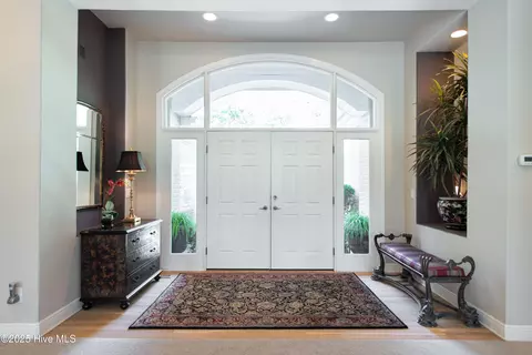 Entry Way - 18 Glenbarr Ct, Pinehurst, NC 28374 photo 2 of 4