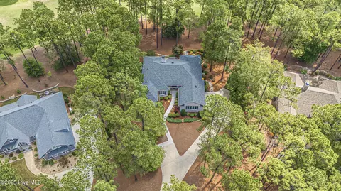 View/Area - 18 Glenbarr Ct, Pinehurst, NC 28374 photo 2 of 10