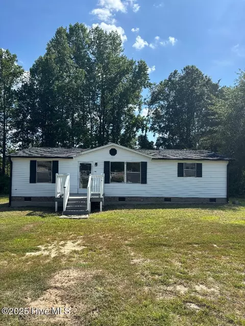 6462 Chadwick Rd, Elm City, NC 27822