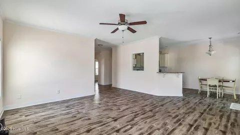 Living - 725 W Baltimore Ave, Pinebluff, NC 28373 photo 4 of 5