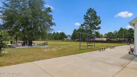 Exterior - 725 W Baltimore Ave, Pinebluff, NC 28373 photo 6 of 7
