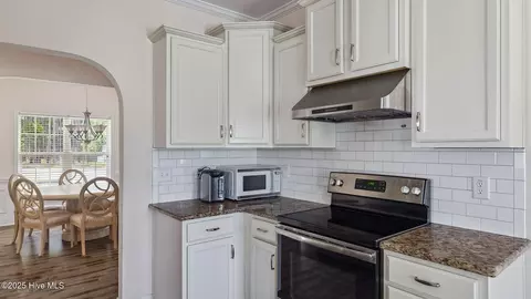 Kitchen - 725 W Baltimore Ave, Pinebluff, NC 28373 photo 1 of 5