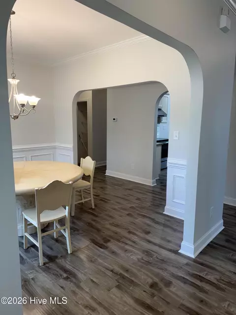 Dining - 725 W Baltimore Ave, Pinebluff, NC 28373 photo 5 of 5