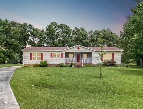 1090 Lynn Dr, Elizabeth City, NC 27909