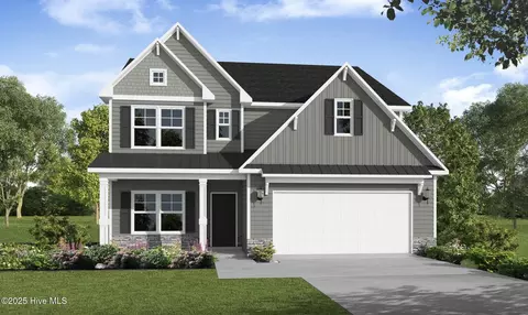 412 Redwater Trl #600, Aberdeen, NC 28315