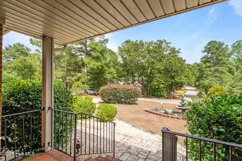85 Idlewild Rd, Pinehurst, NC 28374 photo 4