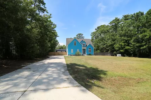 128 Headwaters Dr, Hampstead, NC 28443 photo 2