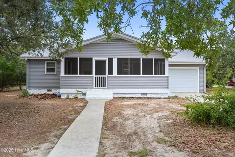 507 N Seventh St, Carolina Beach, NC 28428