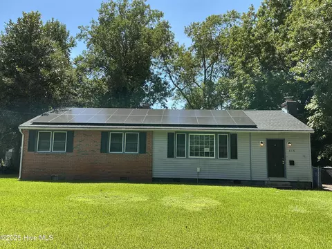 415 Decatur Rd, Jacksonville, NC 28540