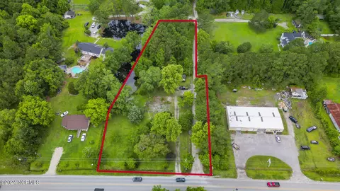 128 Seaside Rd SW, Sunset Beach, NC 28468