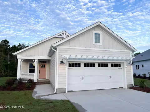 61 N Flicker Mdw, Hampstead, NC 28443