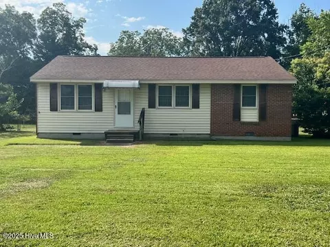 313 Nelson Dr, Goldsboro, NC 27534