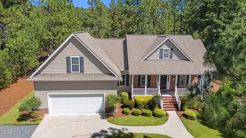 107 Ritter Dr, Seven Lakes, NC 27376